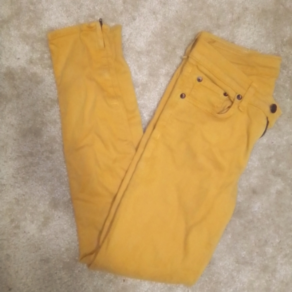 COPY - Rag and bone yellow crop ancle jeans size 28 zip bottom euc